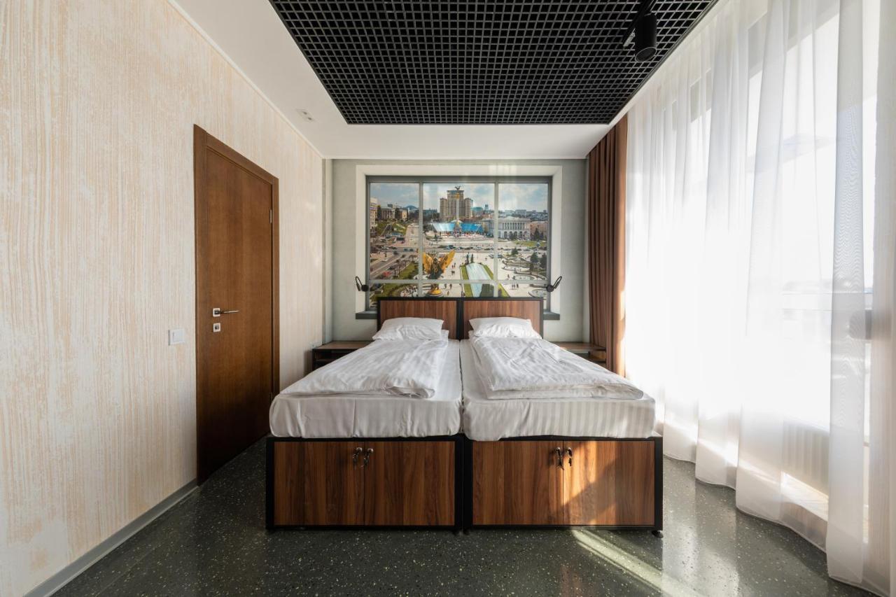 Misto Capsule Hotel Kijev Kültér fotó