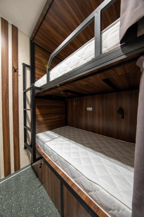 Misto Capsule Hotel Kijev Kültér fotó